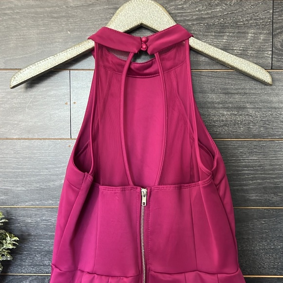 Macy’s Berry Color High Neck Cocktail Fit & Flare Sz 7 - Picture 5 of 12